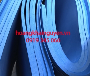 Mút xốp màu xanh nhạt 1ly